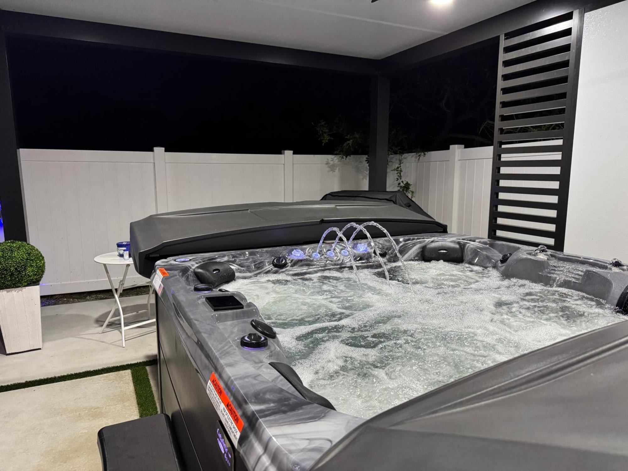 Brand New Tampa Oasis With Private Jacuzzi Retreat Villa Луц Екстериор снимка