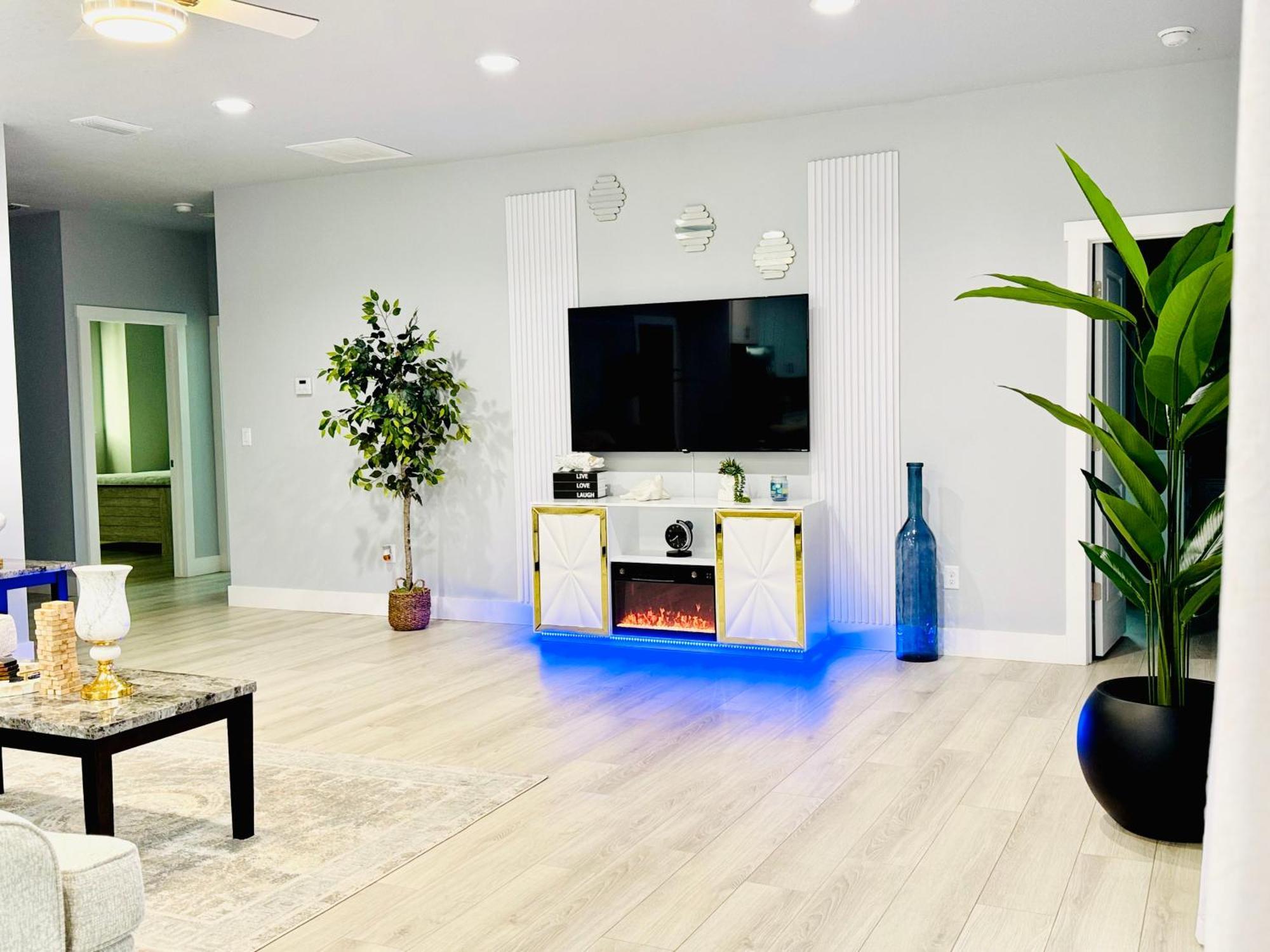 Brand New Tampa Oasis With Private Jacuzzi Retreat Villa Луц Екстериор снимка